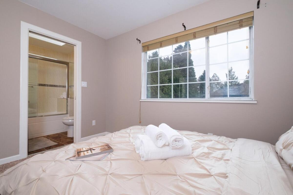 Spacious 4Br W Ensuites Mins To Downtown Yvr Ubc Vancouver Exterior photo