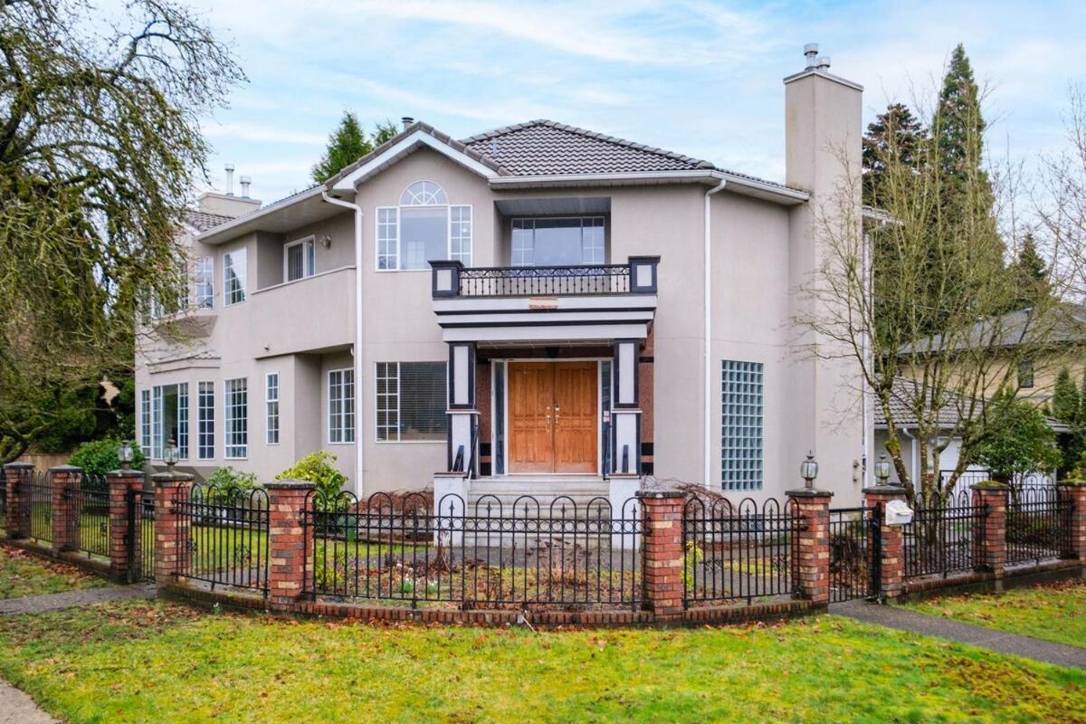 Spacious 4Br W Ensuites Mins To Downtown Yvr Ubc Vancouver Exterior photo
