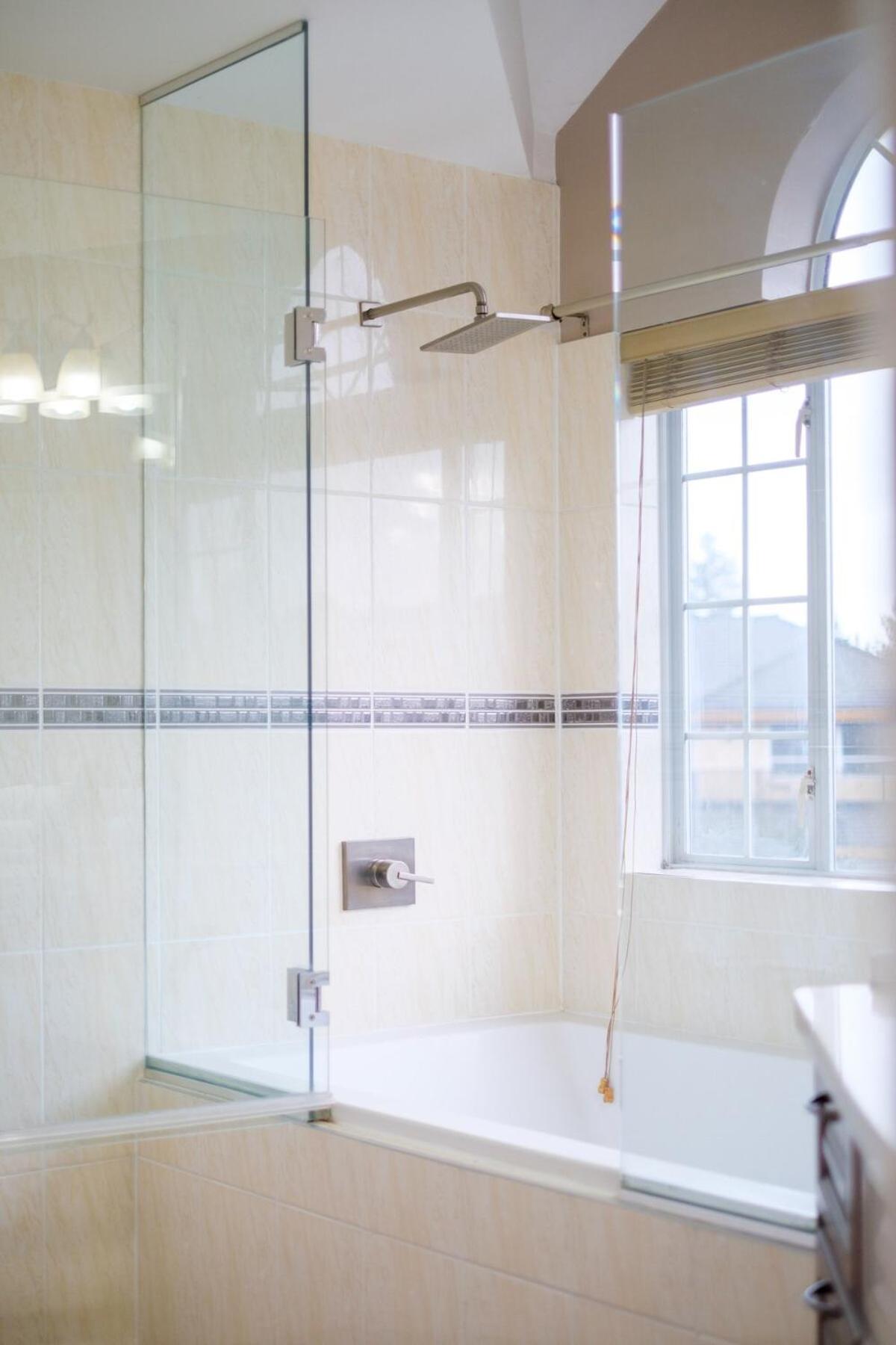 Spacious 4Br W Ensuites Mins To Downtown Yvr Ubc Vancouver Exterior photo