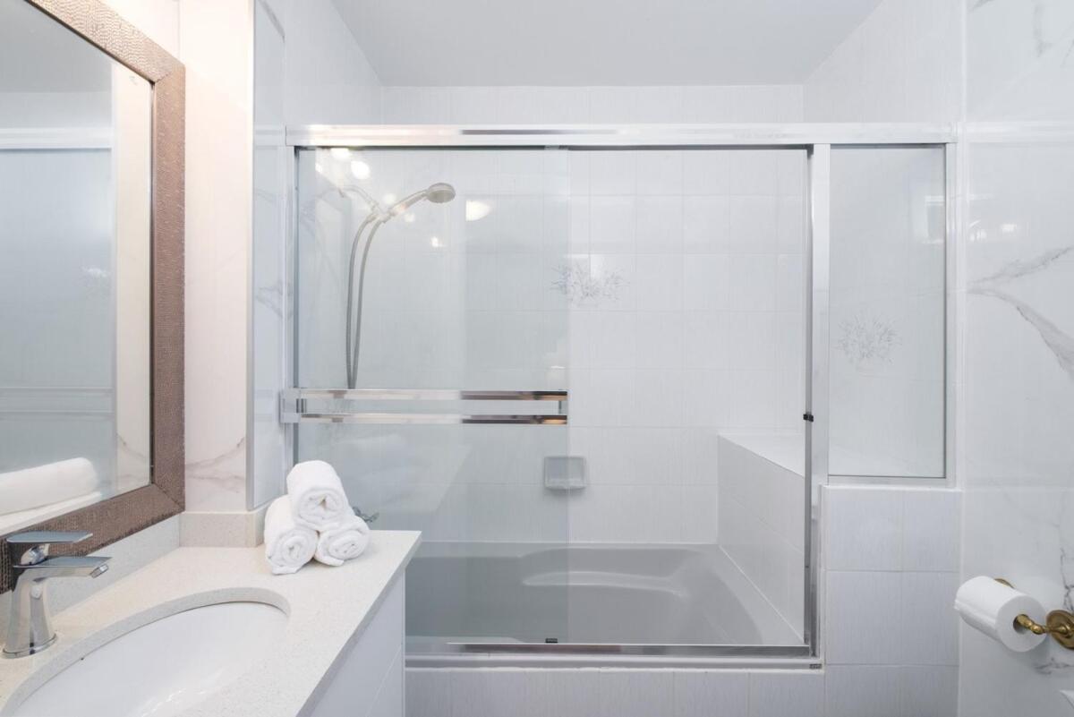 Spacious 4Br W Ensuites Mins To Downtown Yvr Ubc Vancouver Exterior photo