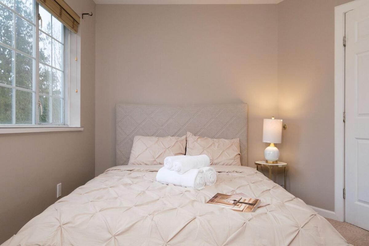 Spacious 4Br W Ensuites Mins To Downtown Yvr Ubc Vancouver Exterior photo